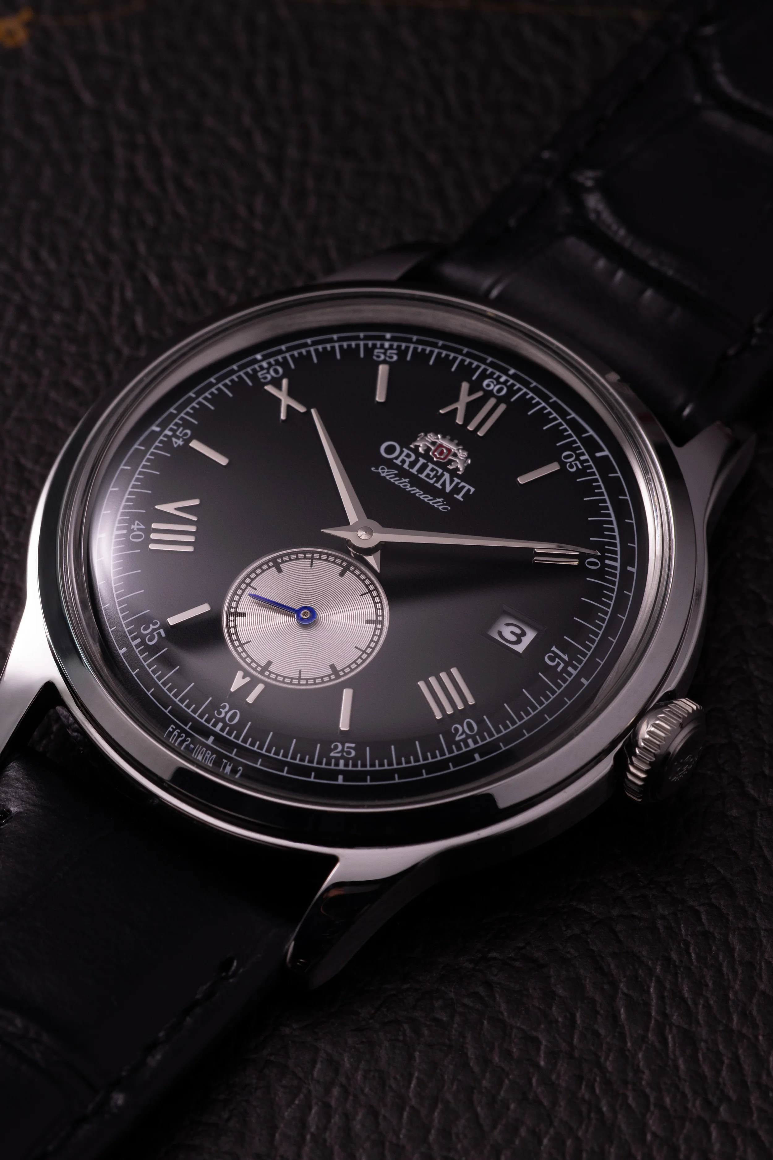 Orient Bambino Version 2 Small Seconds - Image 3